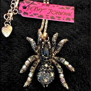 Brand new never worn Betsy Johnson tarantula necklace. Super cool funky design